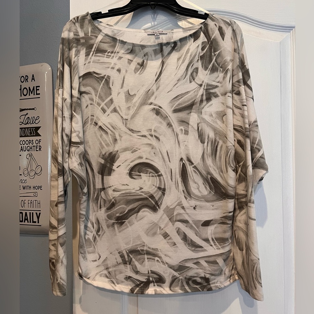 White Birch Long Sleeve Blouse, Small